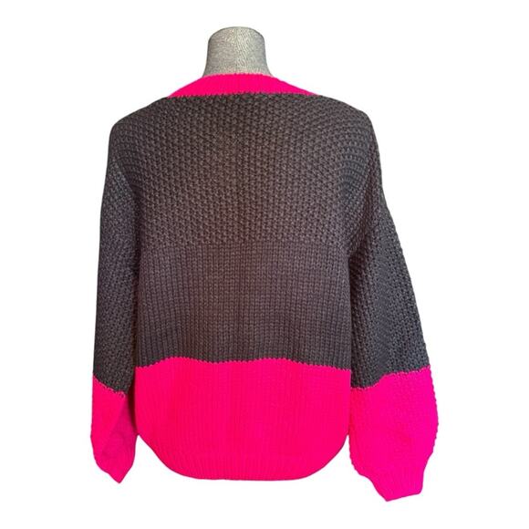 Elodie Anthropologie Navy Blue and Pink knitted crew neck sweater size M Cute - Picture 2 of 4